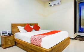 Oyo Hotel Laxmi Kuber